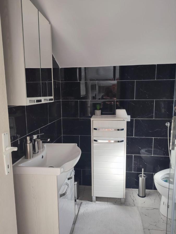 Apartman Flora Vrdnik Luaran gambar